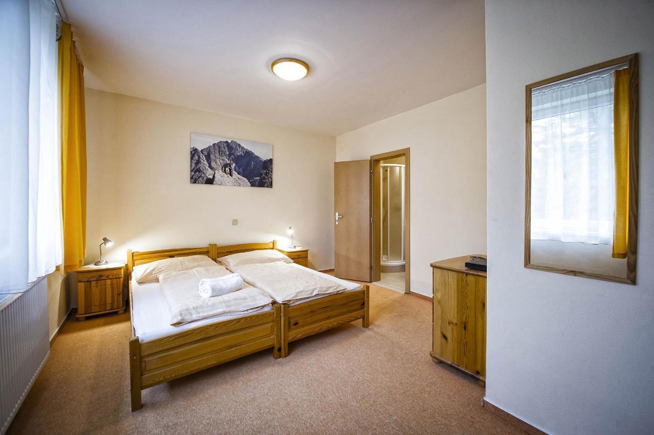 Privat Galfy Hotel Vysoke Tatry Bagian luar foto