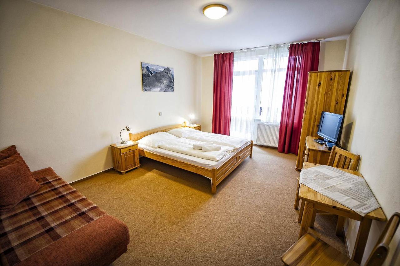 Privat Galfy Hotel Vysoke Tatry Bagian luar foto