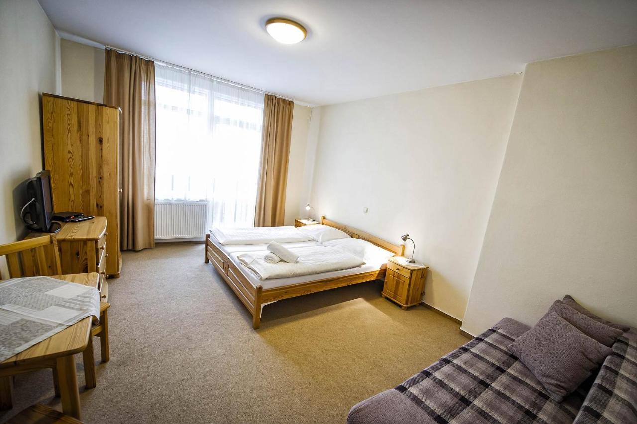 Privat Galfy Hotel Vysoke Tatry Bagian luar foto
